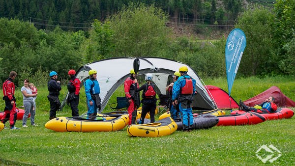 Whitewater Packrafting Training Alps